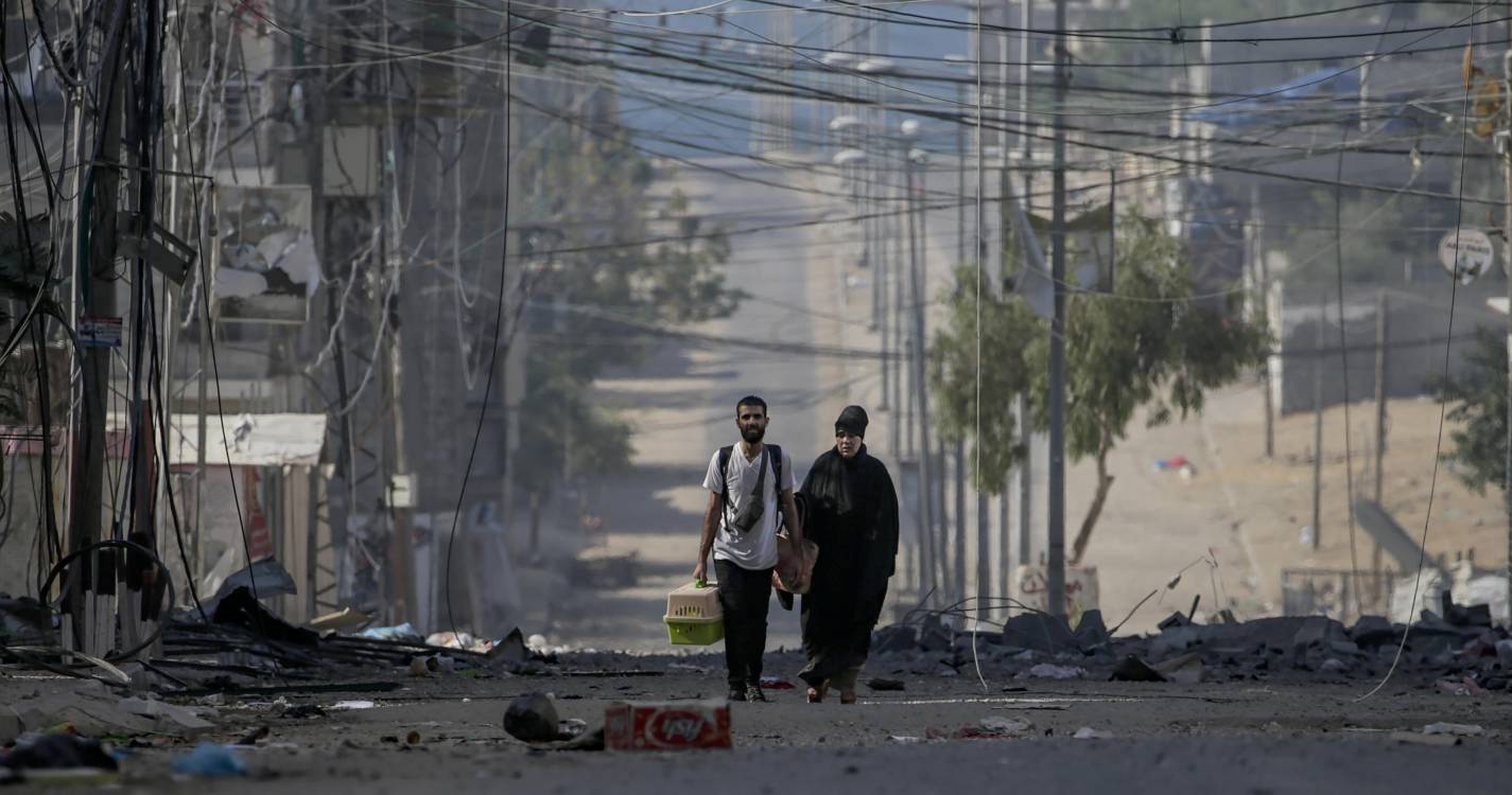 Médio Oriente: Exército israelita expande operações terrestres para centro de Gaza