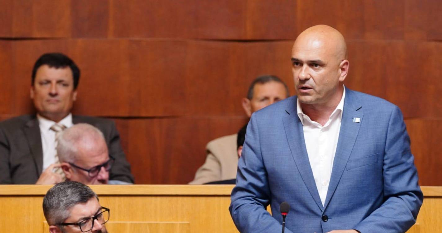 Programa de Governo: “Pavilhões que metem água”, diz o JPP