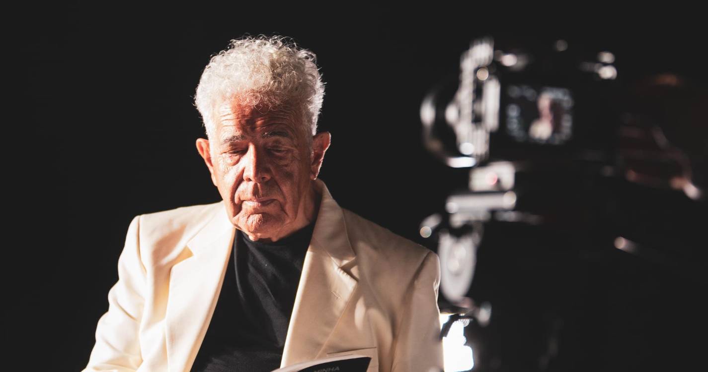 Exposição celebra 90 anos de João Carlos Abreu