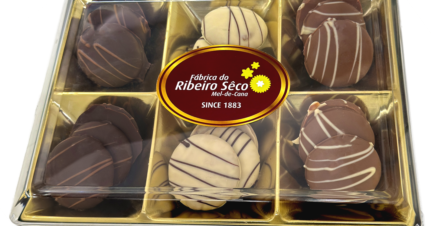 Broas de mel cobertas com chocolate é novidade