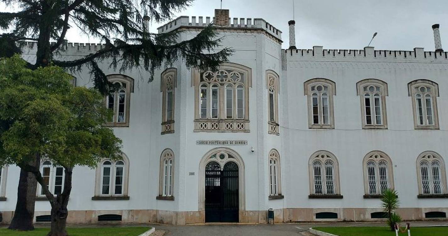 Guarda prisional agredido por recluso no estabelecimento de Coimbra
