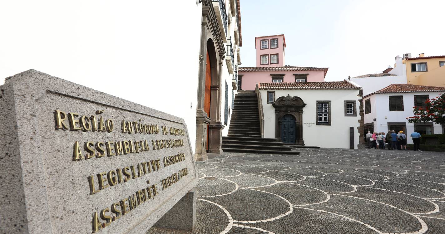 PSD propõe Comissão de Inquérito para esclarecer futuro dos alunos do ISAL