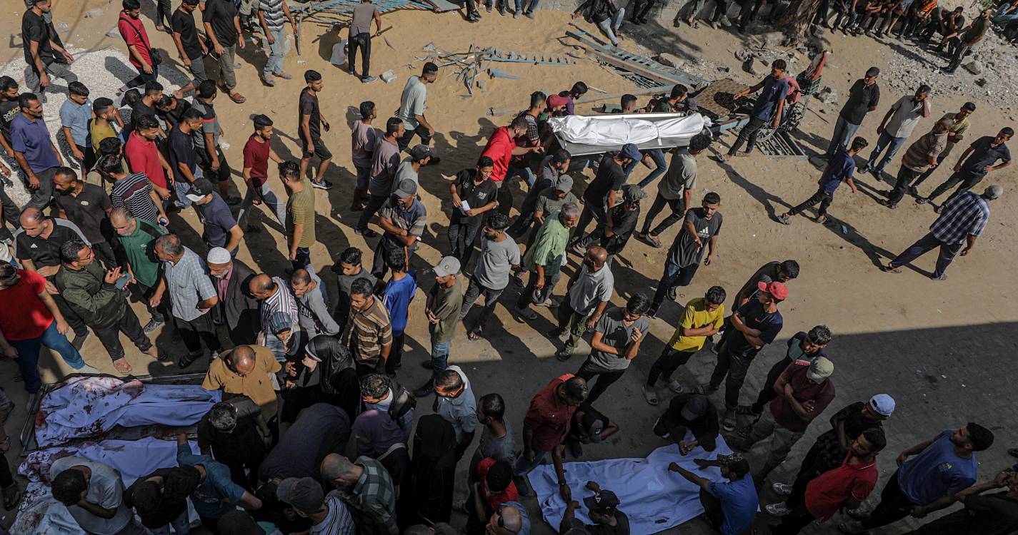 Médio Oriente: Plano pós-guerra dos EUA para Gaza prevê deslocar toda a população revela imprensa