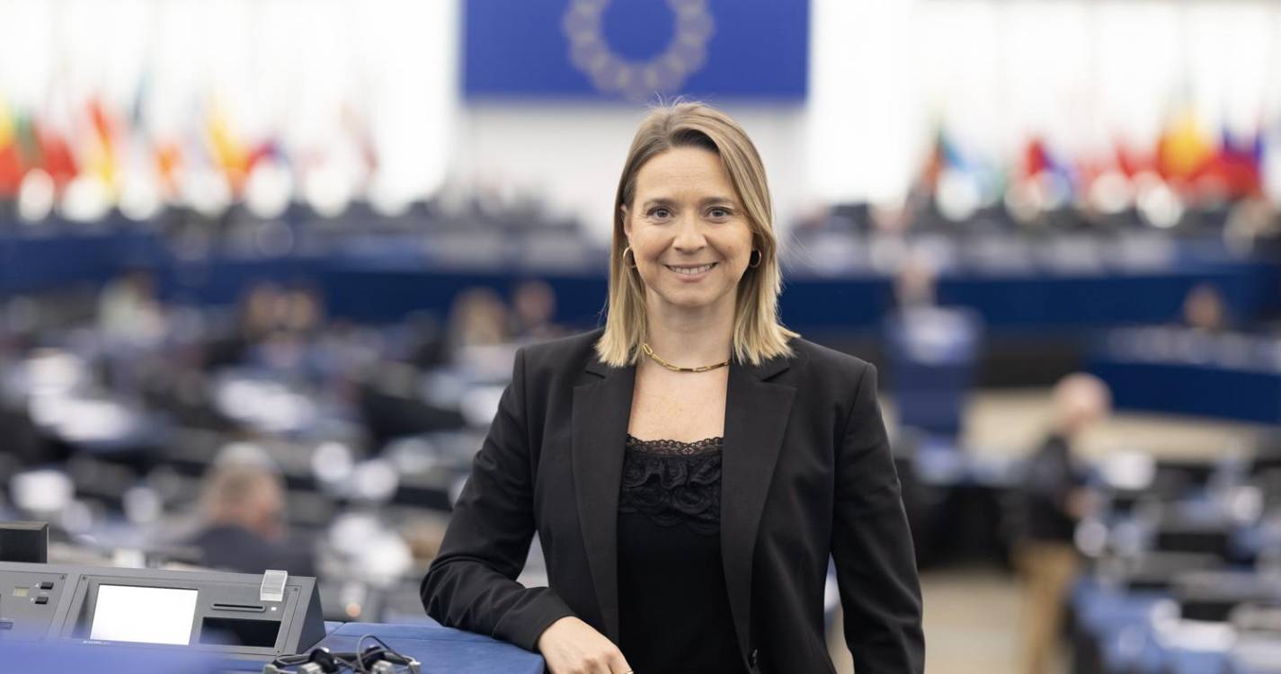 PPE trava propostas “discriminatórias” nas novas regras para as cartas de condução, diz Cláudia Aguiar