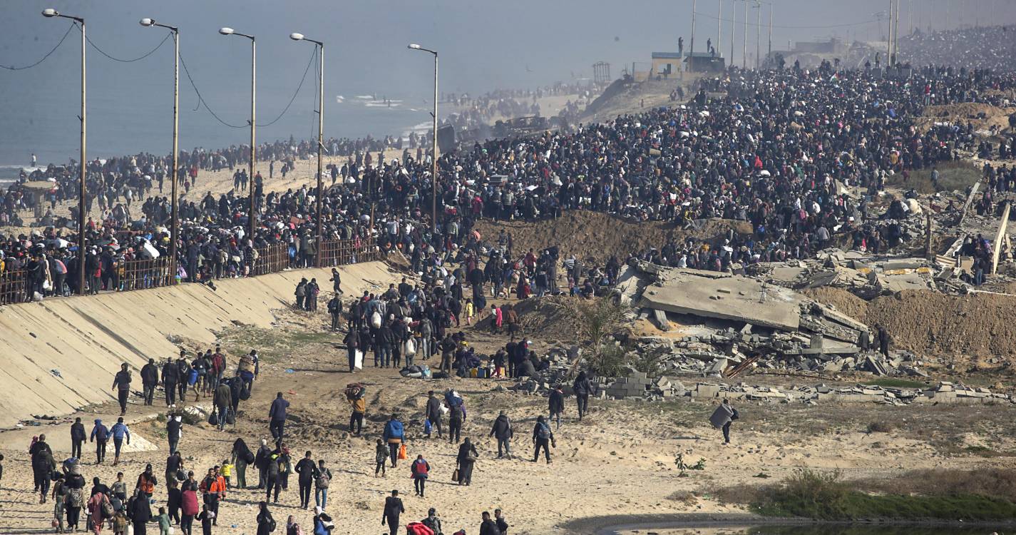 Governo do Hamas pede 135 mil tendas com urgência para o norte de Gaza