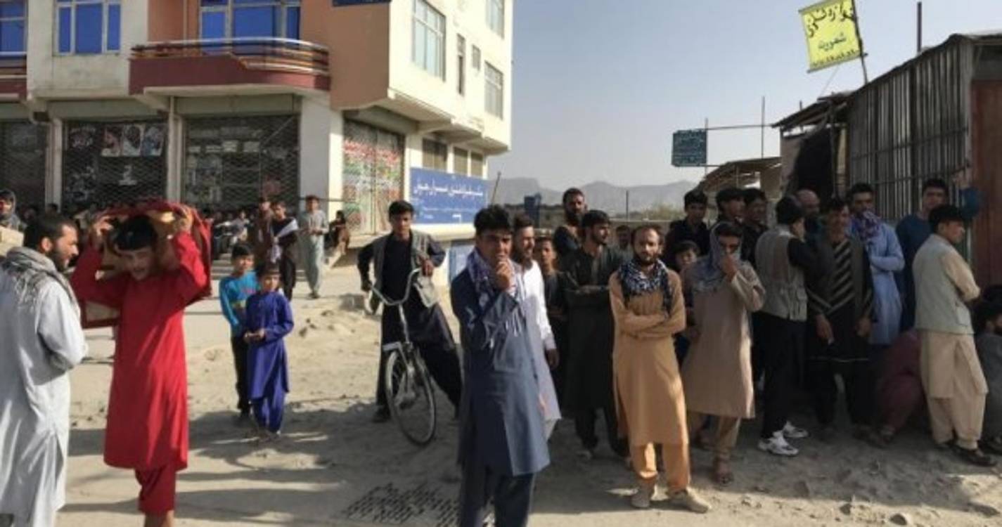 Aguardada autorização para trazer 190 afegãos