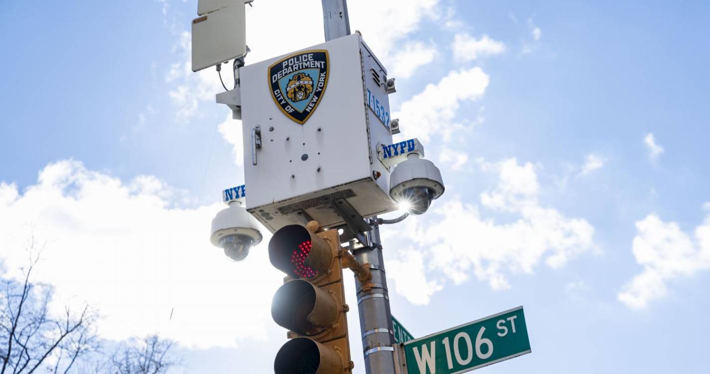 Polícia acredita que atirador que matou CEO da UnitedHealthcare fugiu da cidade