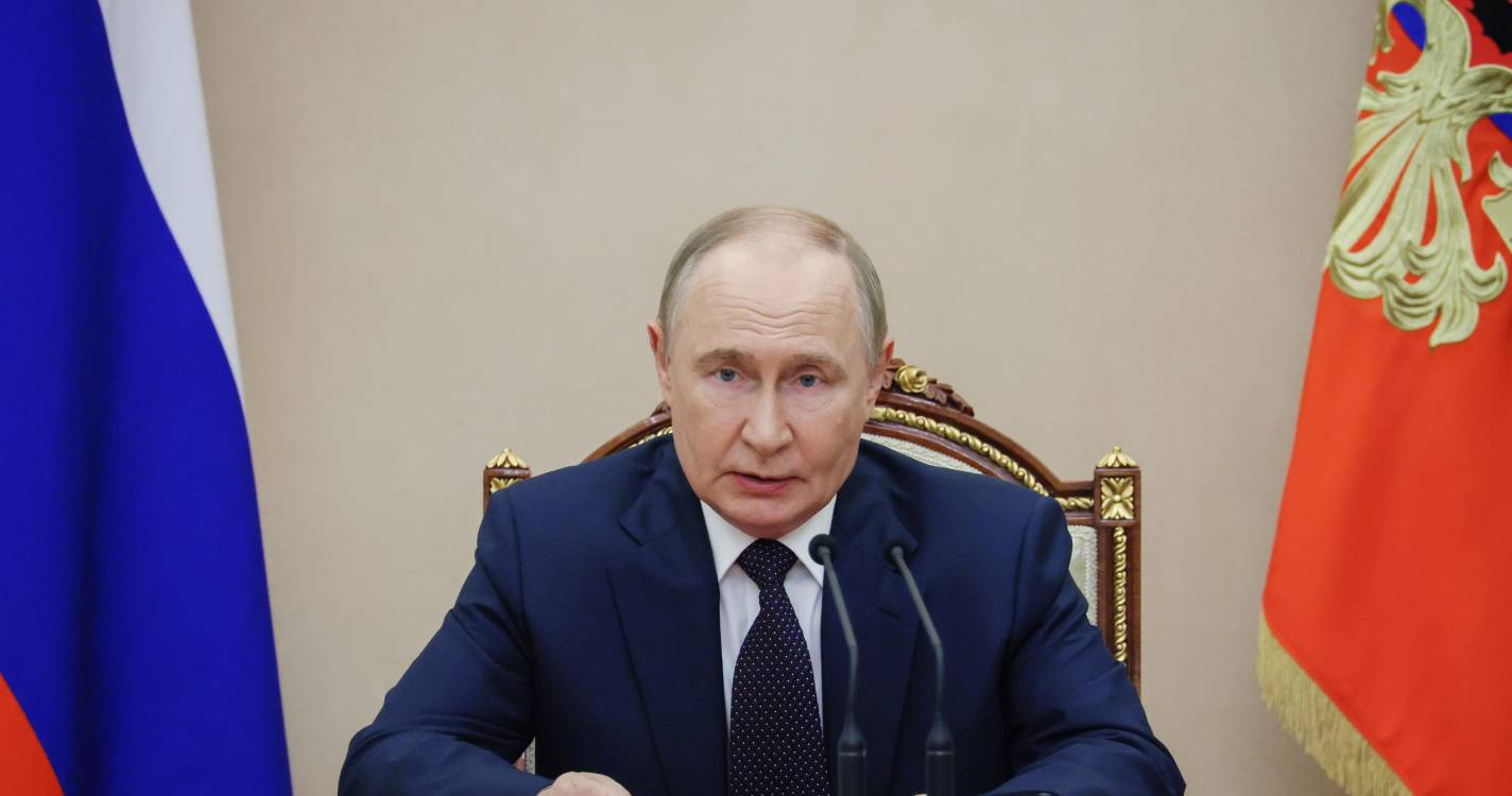 Rússia começa a construir primeira central nuclear do Cazaquistão