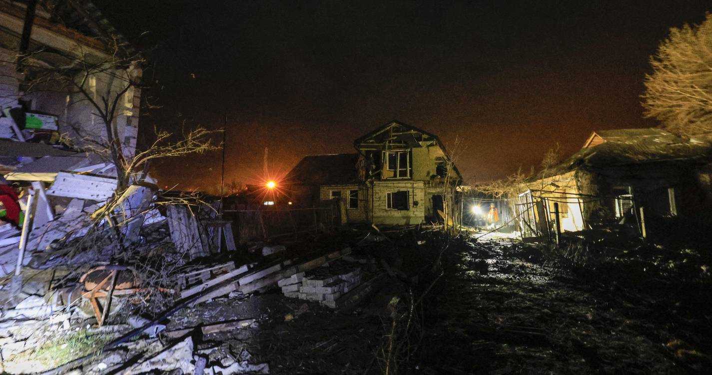 Ucrânia: Rússia ataca um hospital militar em Kharkiv