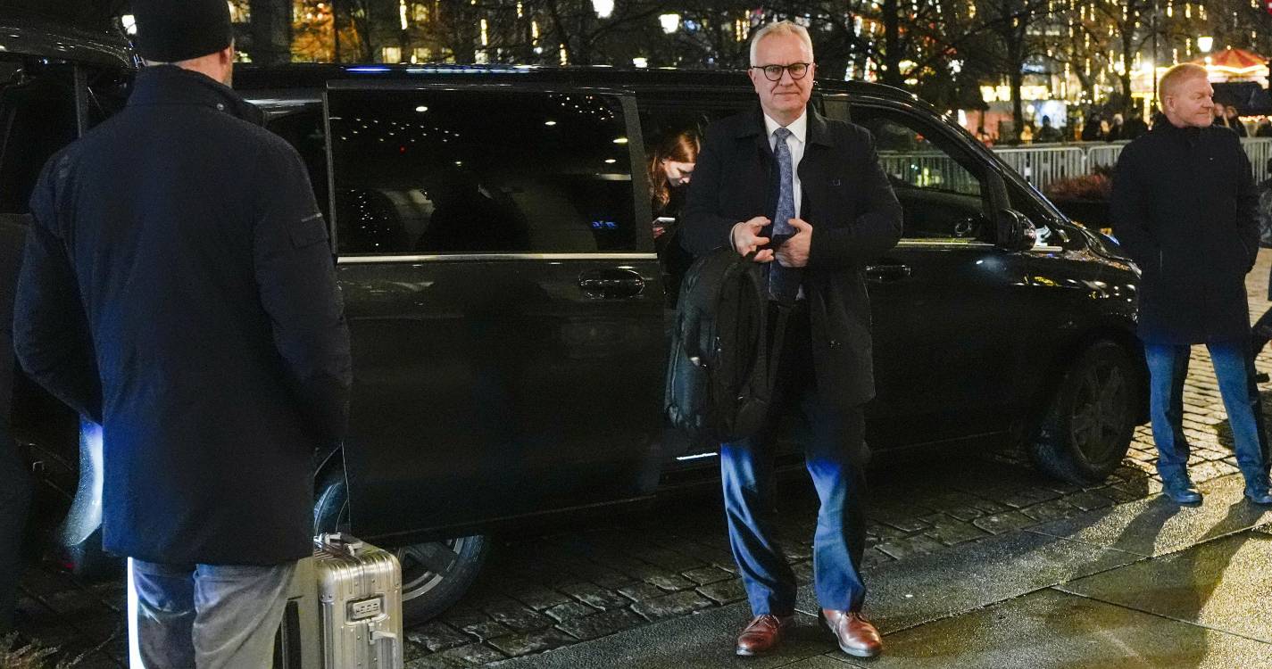 Chefes de Estado e outros convidados começam a chegar a Oslo (com fotos)