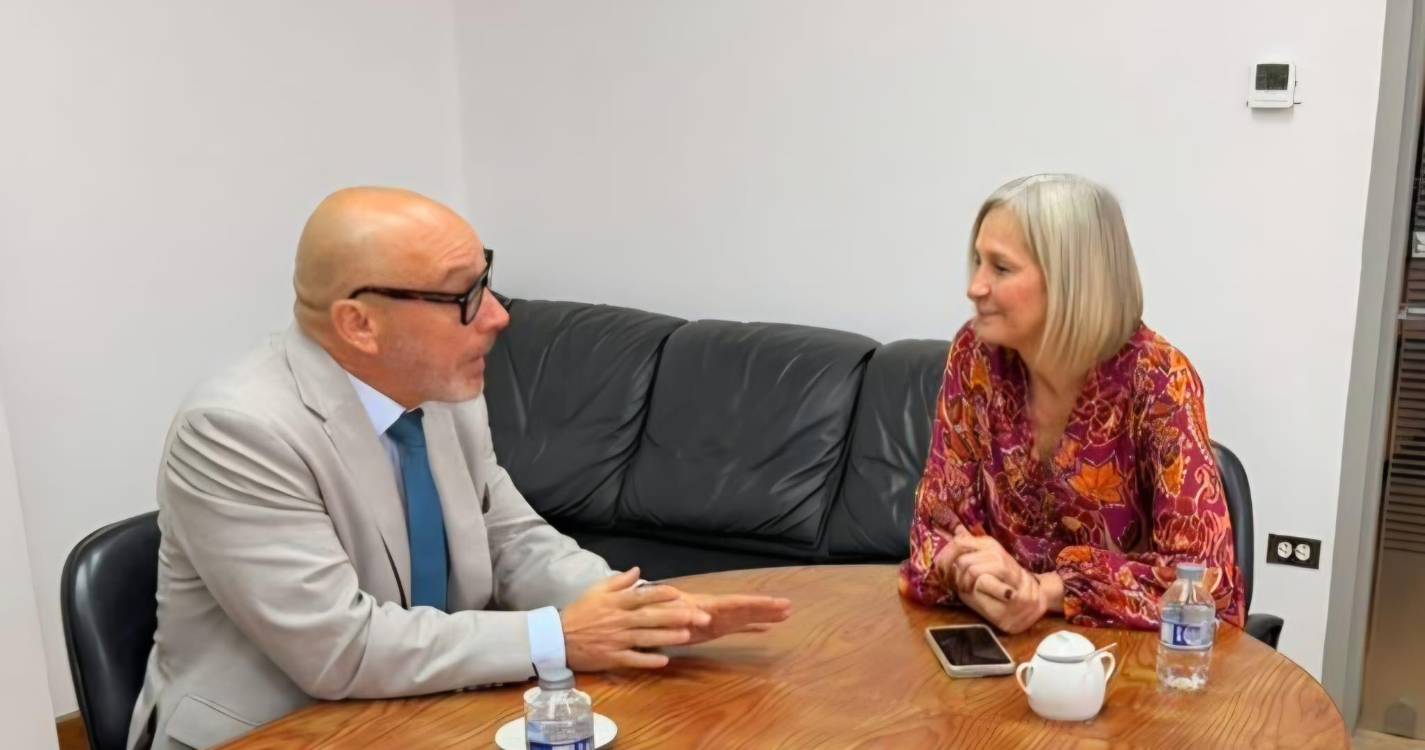 Universidade da Venezuela com interesse na Madeira