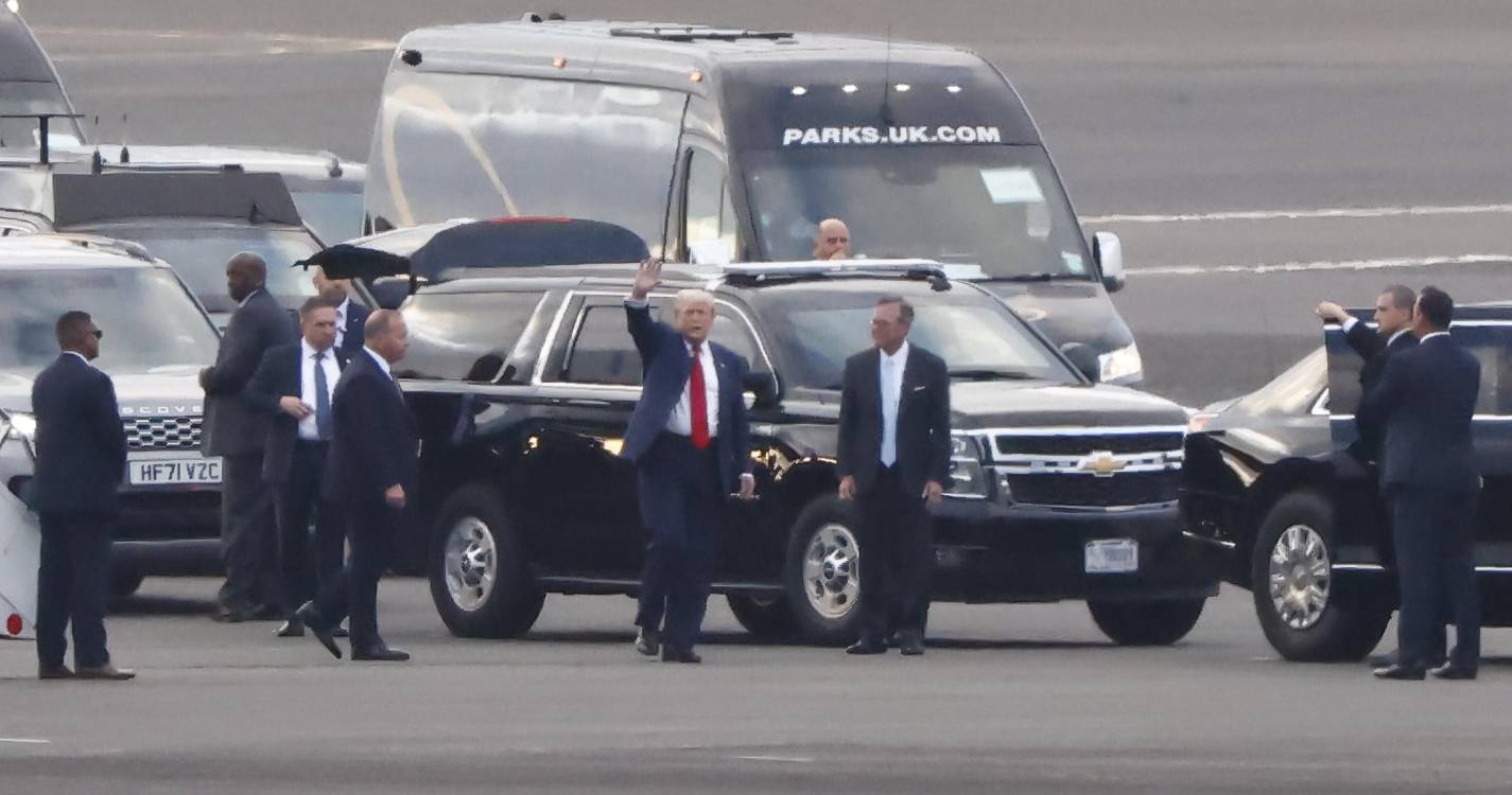 Trump diz que “Invasão horrível” de imigrantes está “a matar” a Europa