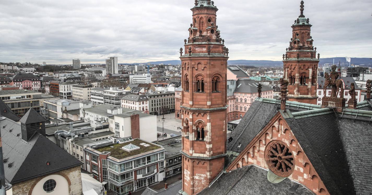 Alemanha/Eleições: Legislativas decorrem hoje mas podem ser precisos meses para formar governo