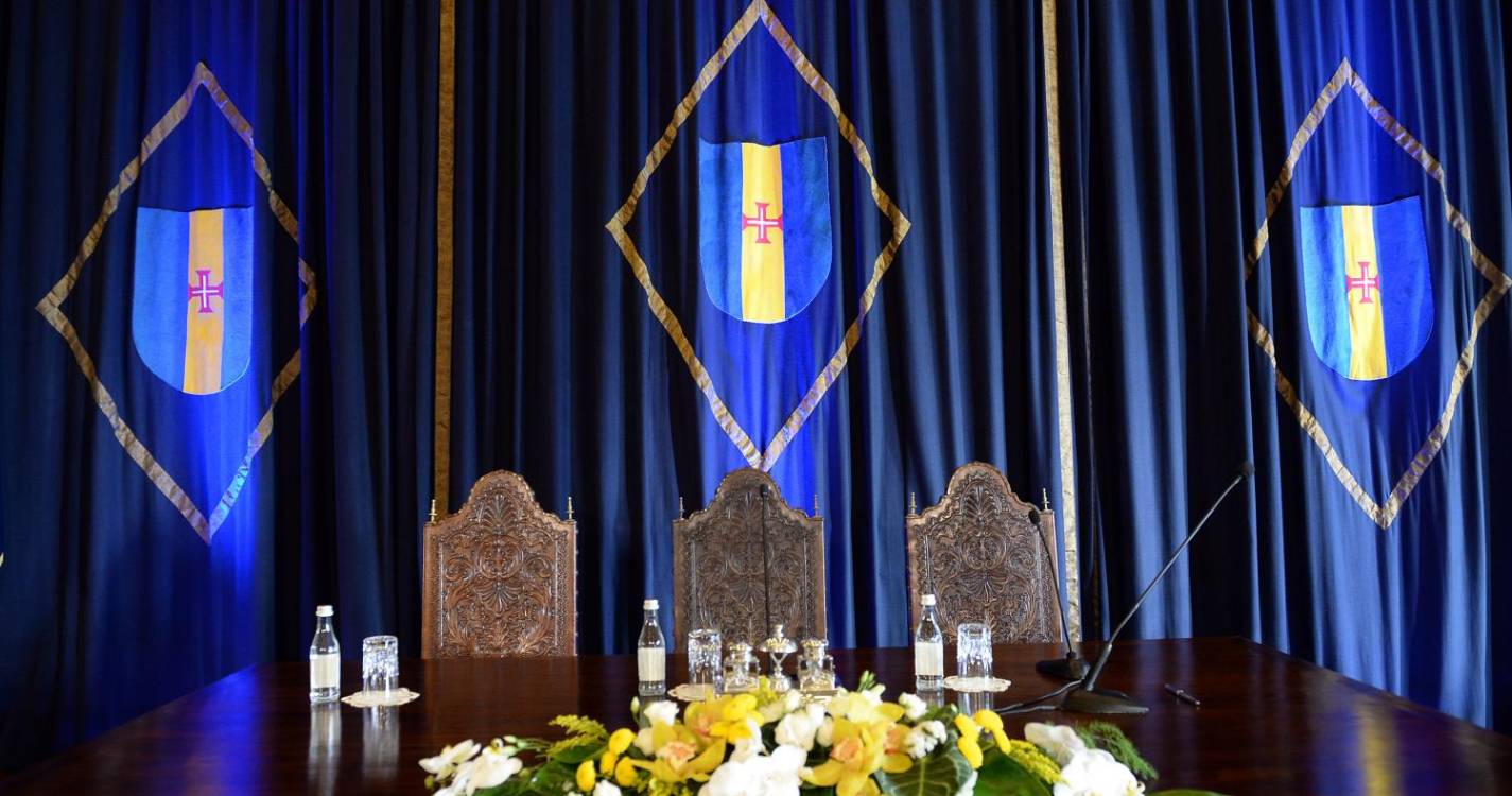 XV Governo Regional da Madeira e deputados eleitos para a XIV legislatura tomam hoje posse