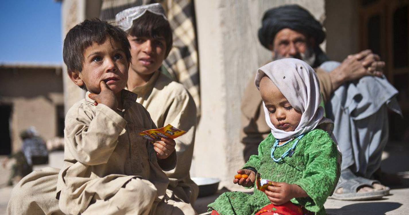 Afeganistão regista “aumento mais acentuado de sempre” de subnutrição infantil