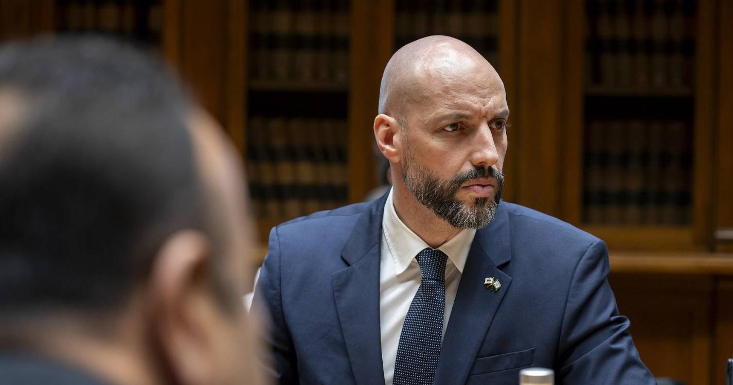 Chega acusa Governo de proteger compadrios e trair portugueses