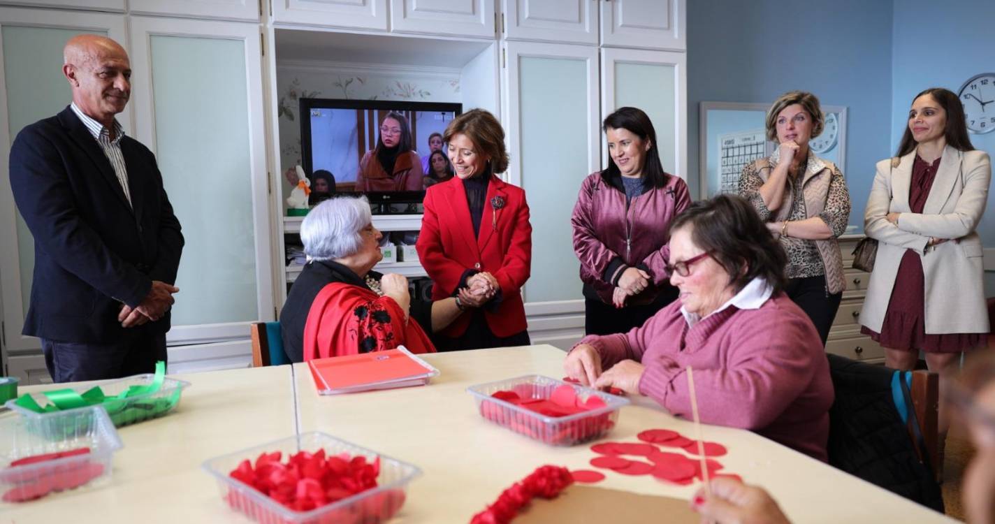 Secretária destaca capital humano dos colaboradores do Lar de Santa Isabel