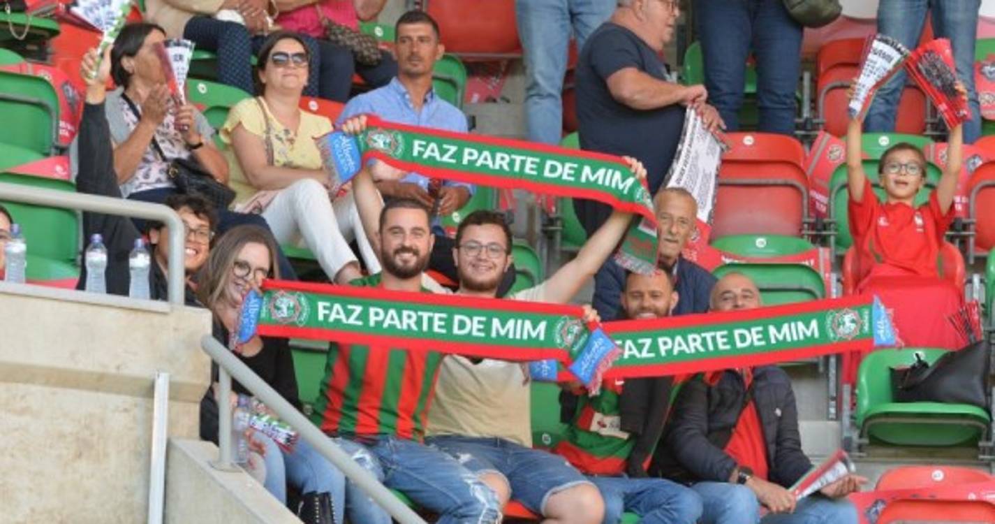 Marítimo-Estrela da Amadora: Veja quem está nos Barreiros (com fotos)