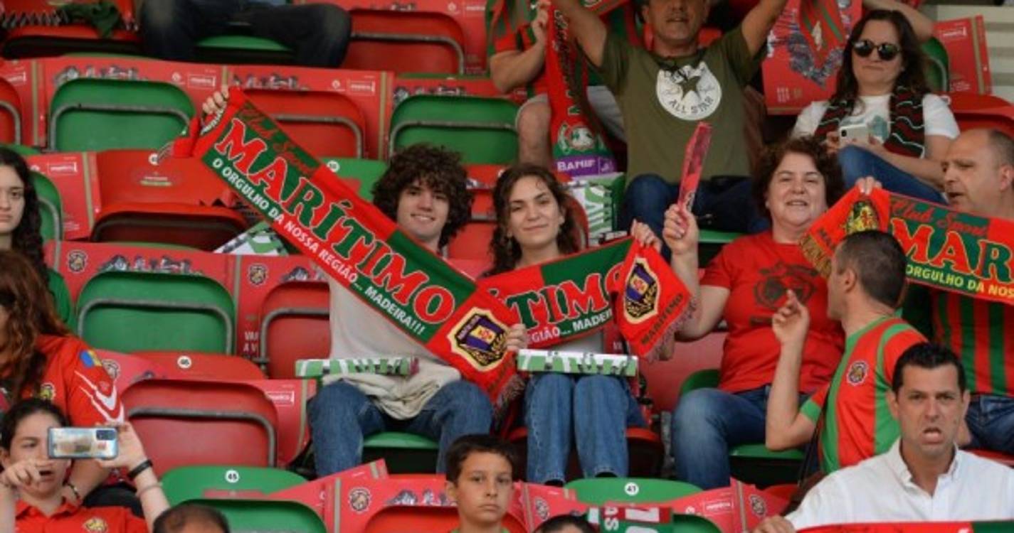 Marítimo-Estrela da Amadora: Veja quem está nos Barreiros (com fotos)