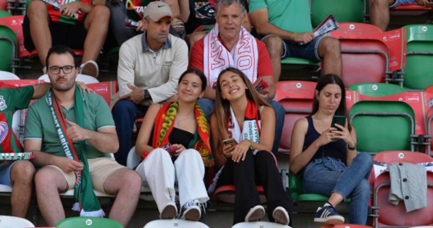 Marítimo-Estrela da Amadora: Veja quem está nos Barreiros (com fotos)