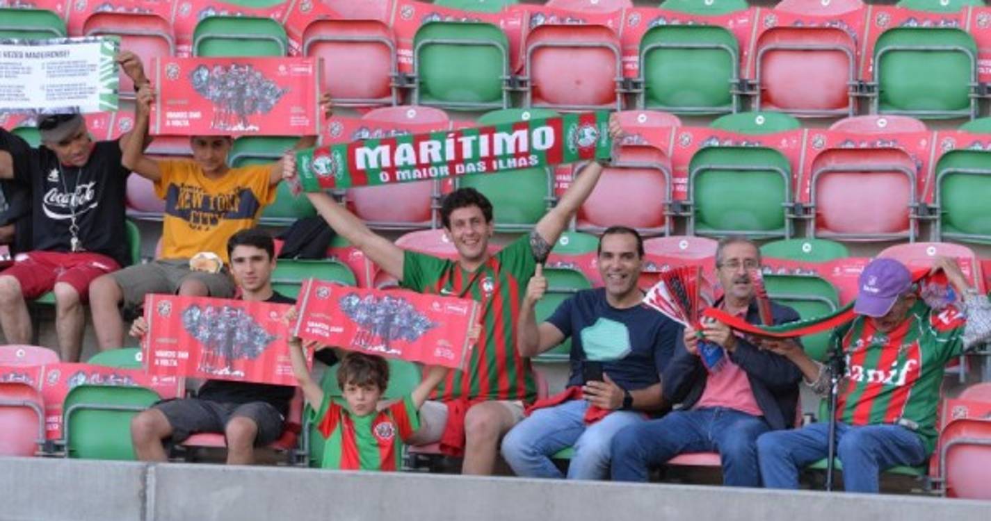 Marítimo-Estrela da Amadora: Veja quem está nos Barreiros (com fotos)