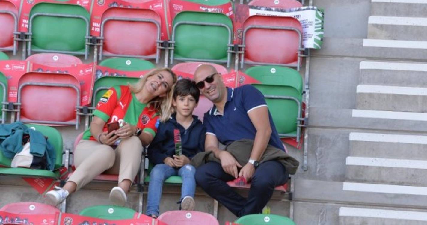 Marítimo-Estrela da Amadora: Veja quem está nos Barreiros (com fotos)