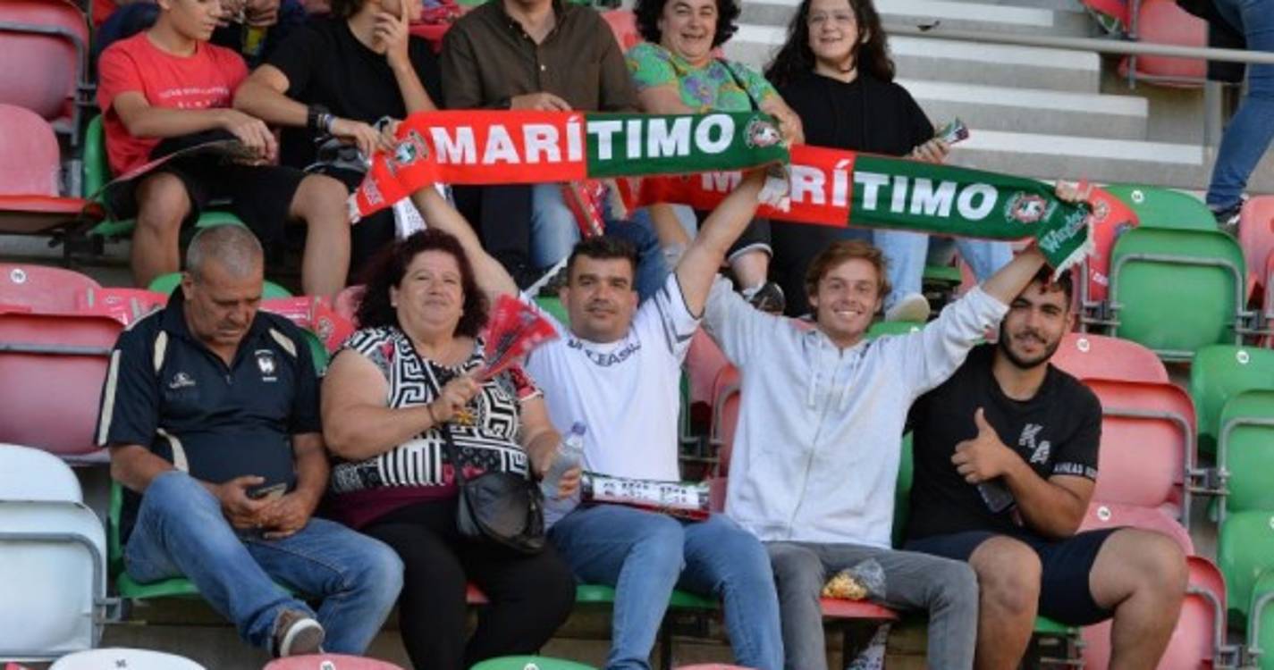 Marítimo-Estrela da Amadora: Veja quem está nos Barreiros (com fotos)