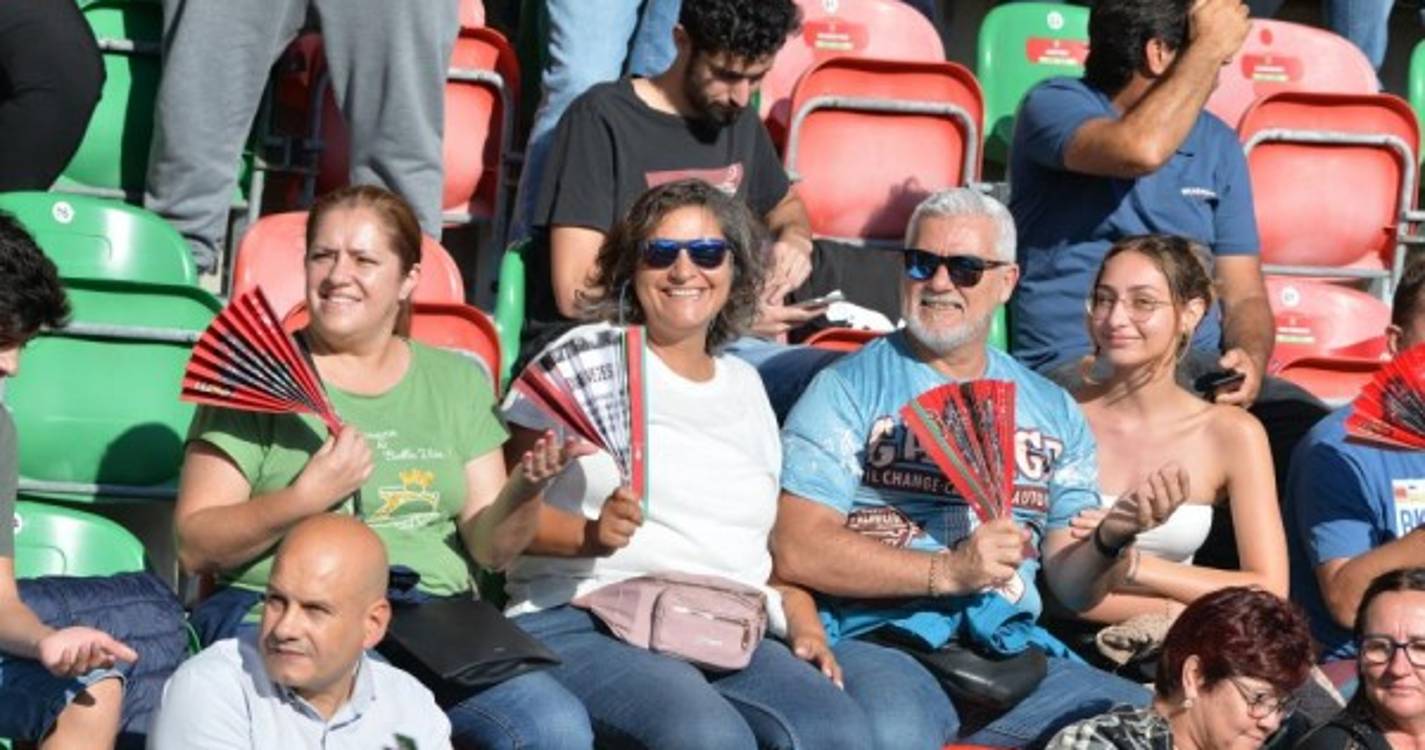 Marítimo-Estrela da Amadora: Veja quem está nos Barreiros (com fotos)