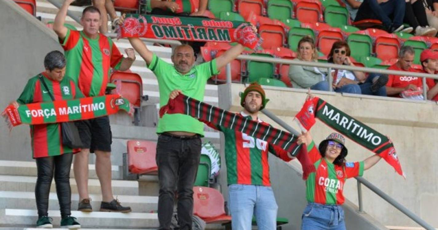 Marítimo-Estrela da Amadora: Veja quem está nos Barreiros (com fotos)