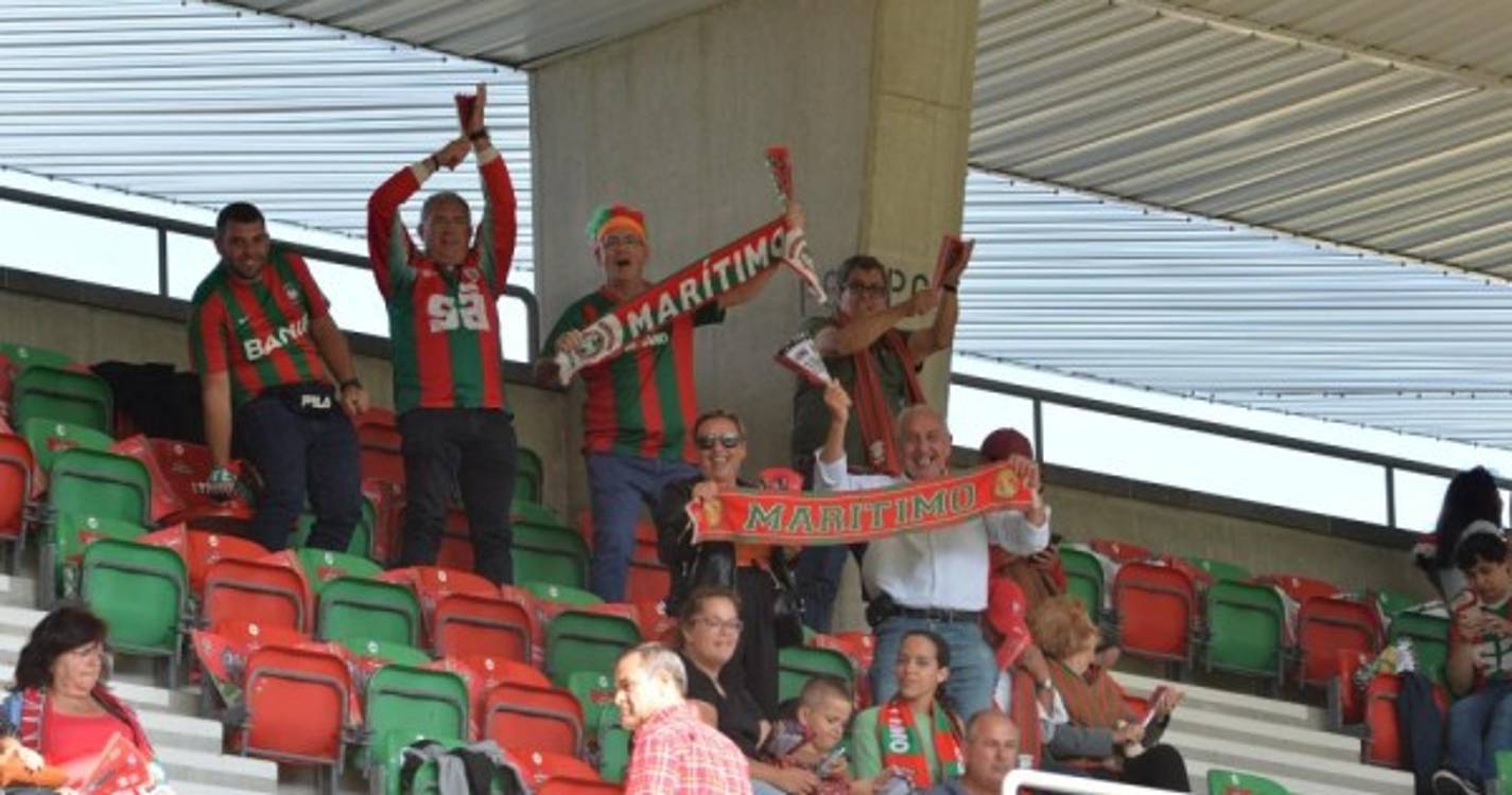 Marítimo-Estrela da Amadora: Veja quem está nos Barreiros (com fotos)