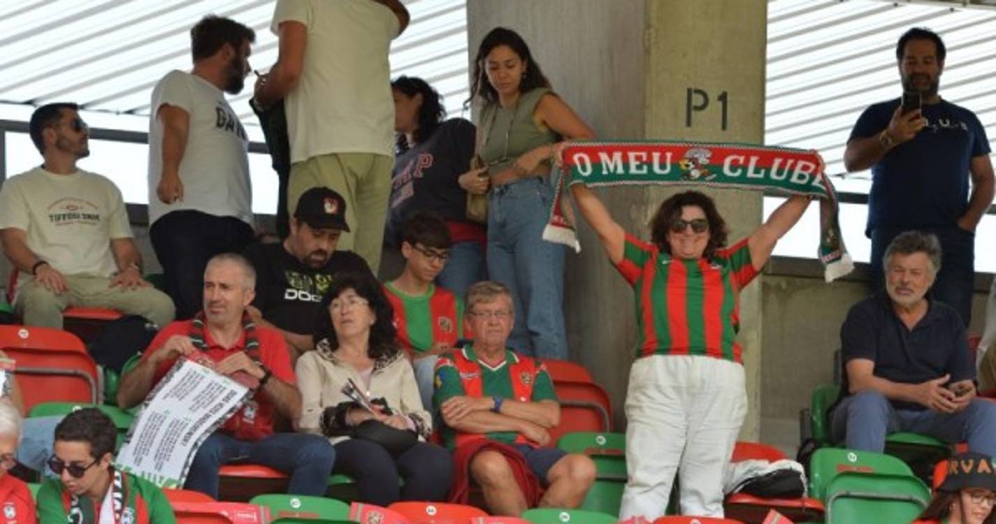 Marítimo-Estrela da Amadora: Veja quem está nos Barreiros (com fotos)