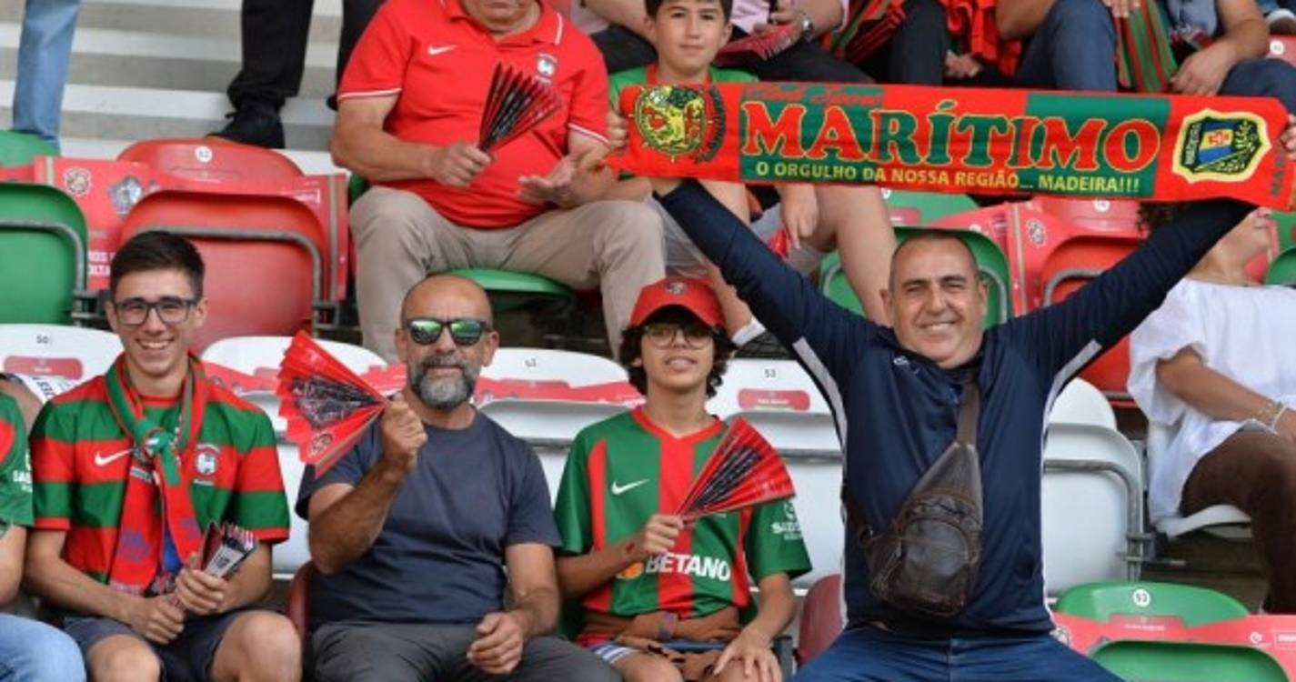 Marítimo-Estrela da Amadora: Veja quem está nos Barreiros (com fotos)