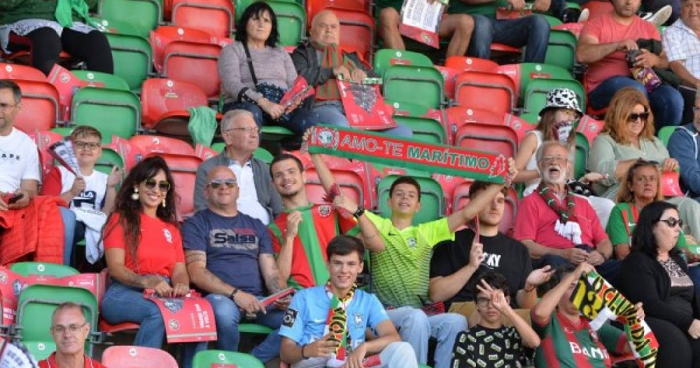 Marítimo-Estrela da Amadora: Veja quem está nos Barreiros (com fotos)