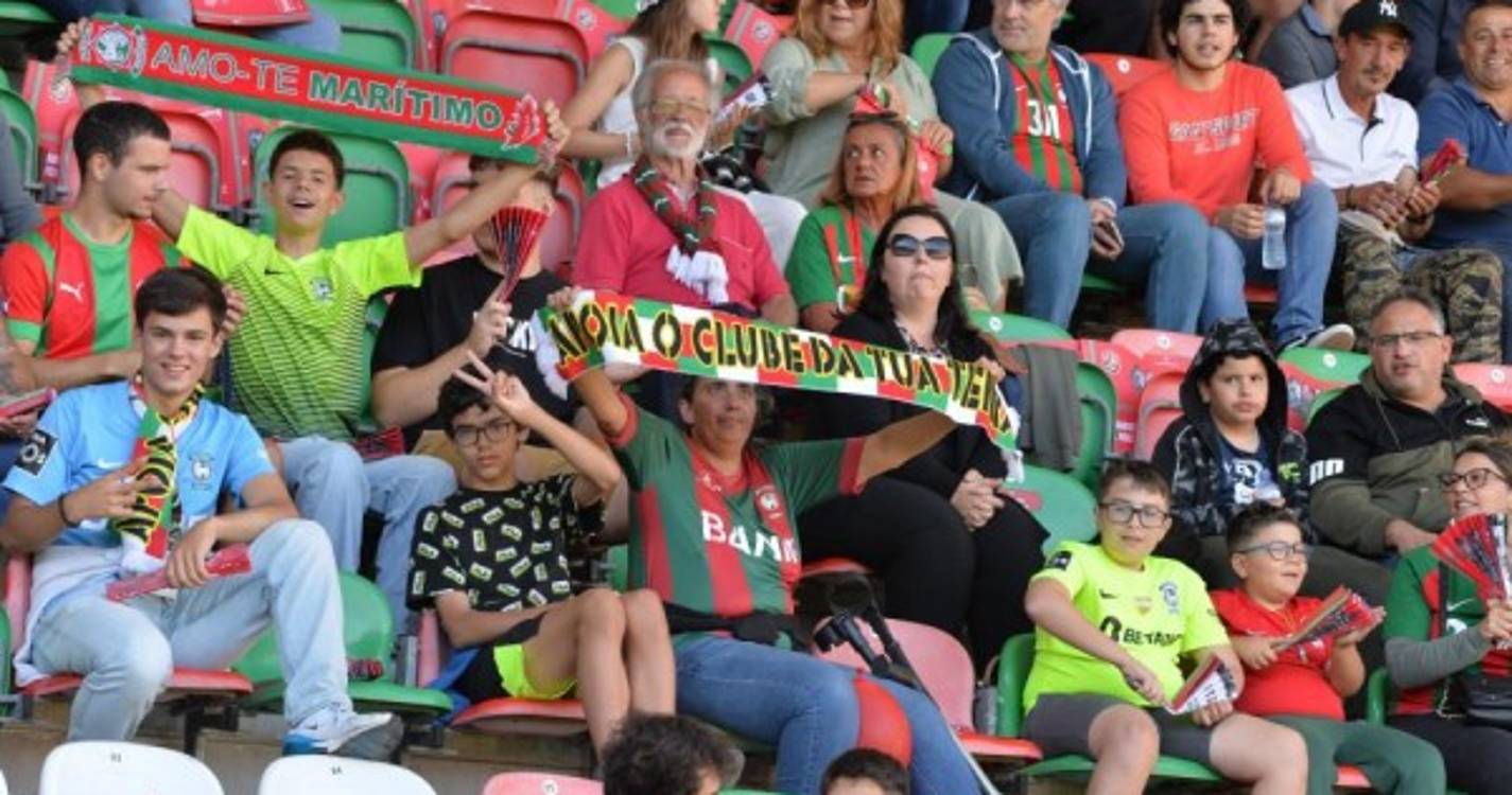 Marítimo-Estrela da Amadora: Veja quem está nos Barreiros (com fotos)
