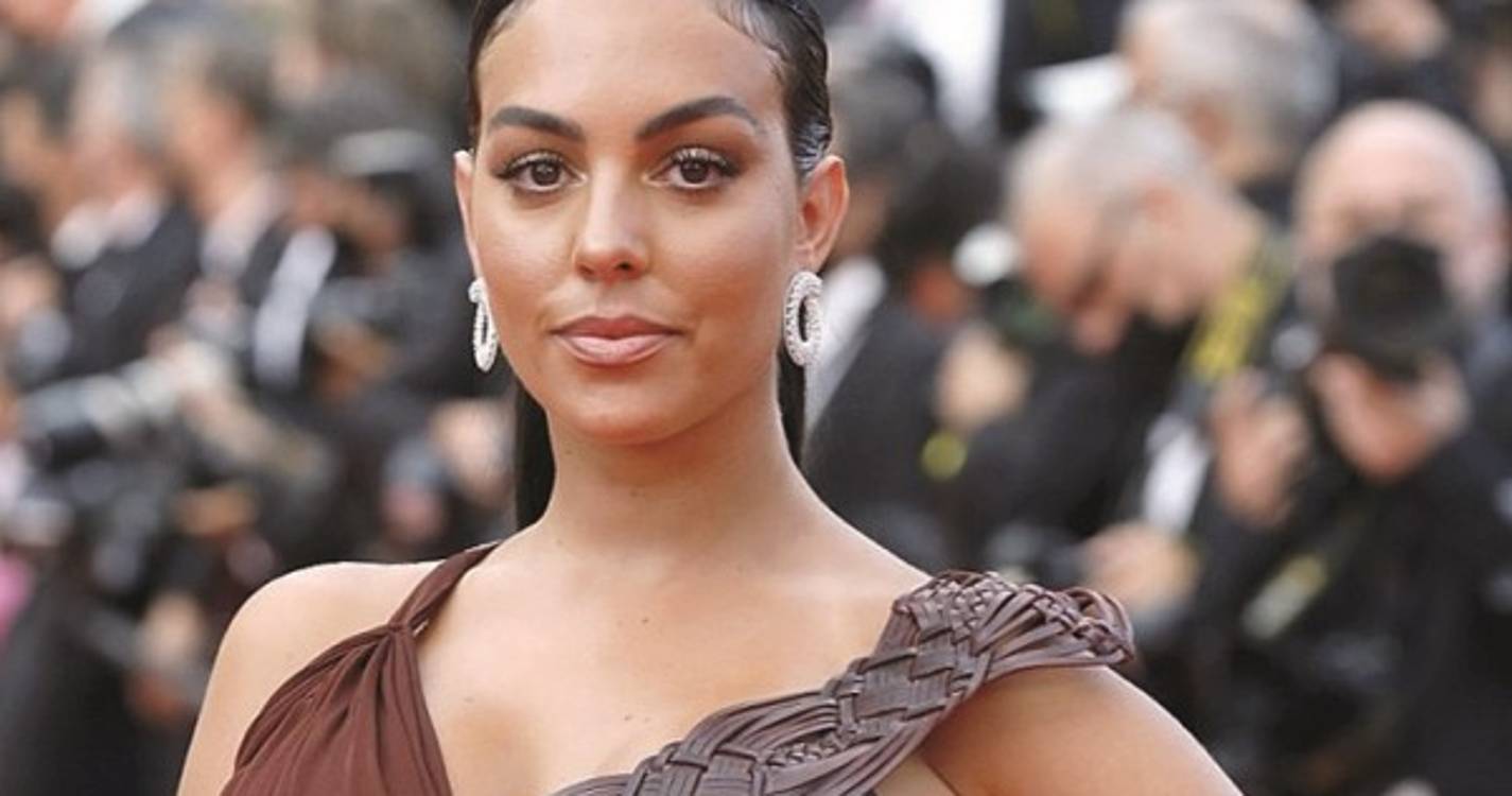 Georgina Rodríguez deslumbra em Cannes (com fotos)