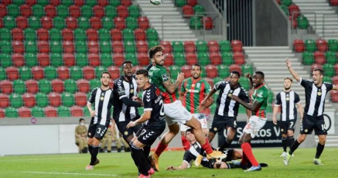 Faltam 13 finais para salvar a temporada