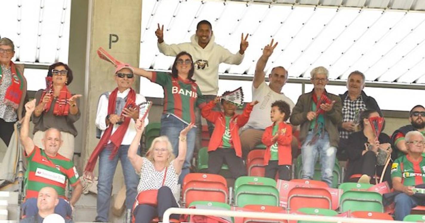 Marítimo-Estrela da Amadora: Veja quem está nos Barreiros (com fotos)