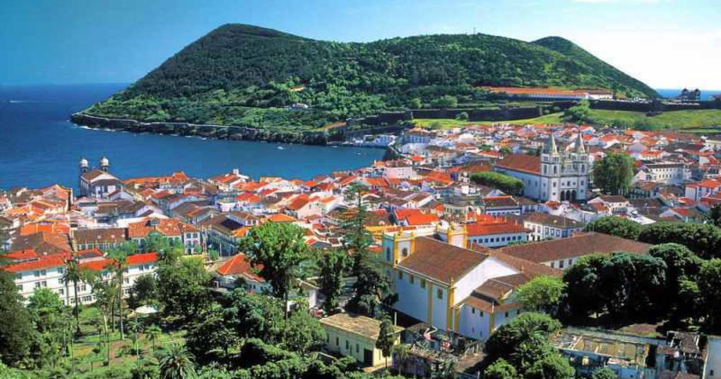 Sismo de magnitude 4,5 sentido nas ilhas Terceira e São Jorge