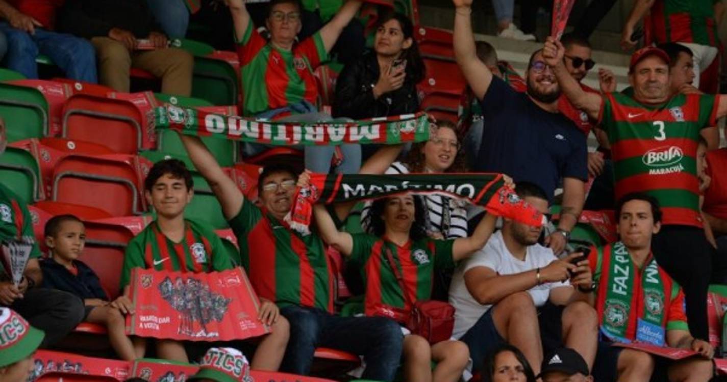 Marítimo-Estrela da Amadora: Veja quem está nos Barreiros (com fotos)
