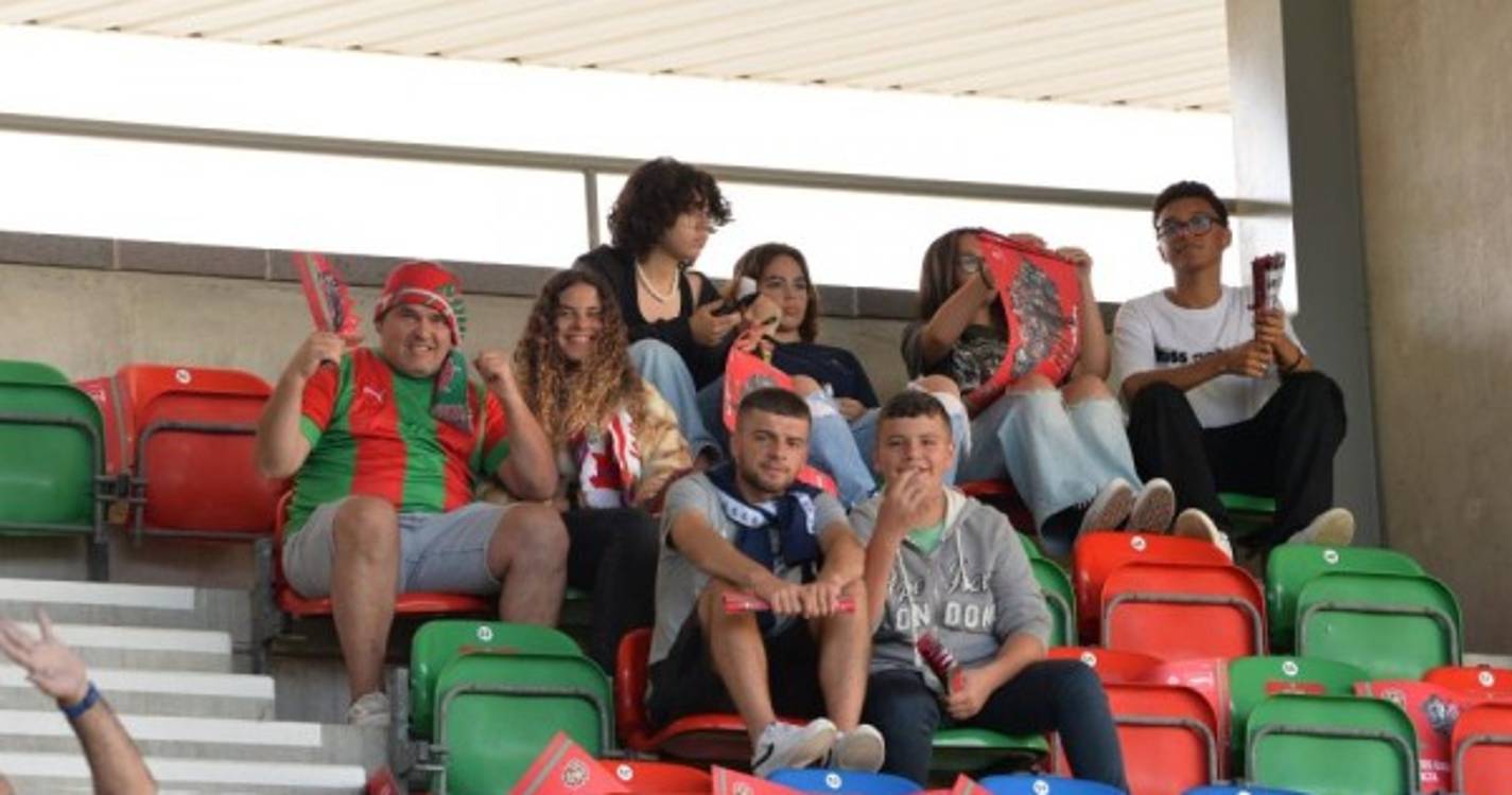 Marítimo-Estrela da Amadora: Veja quem está nos Barreiros (com fotos)
