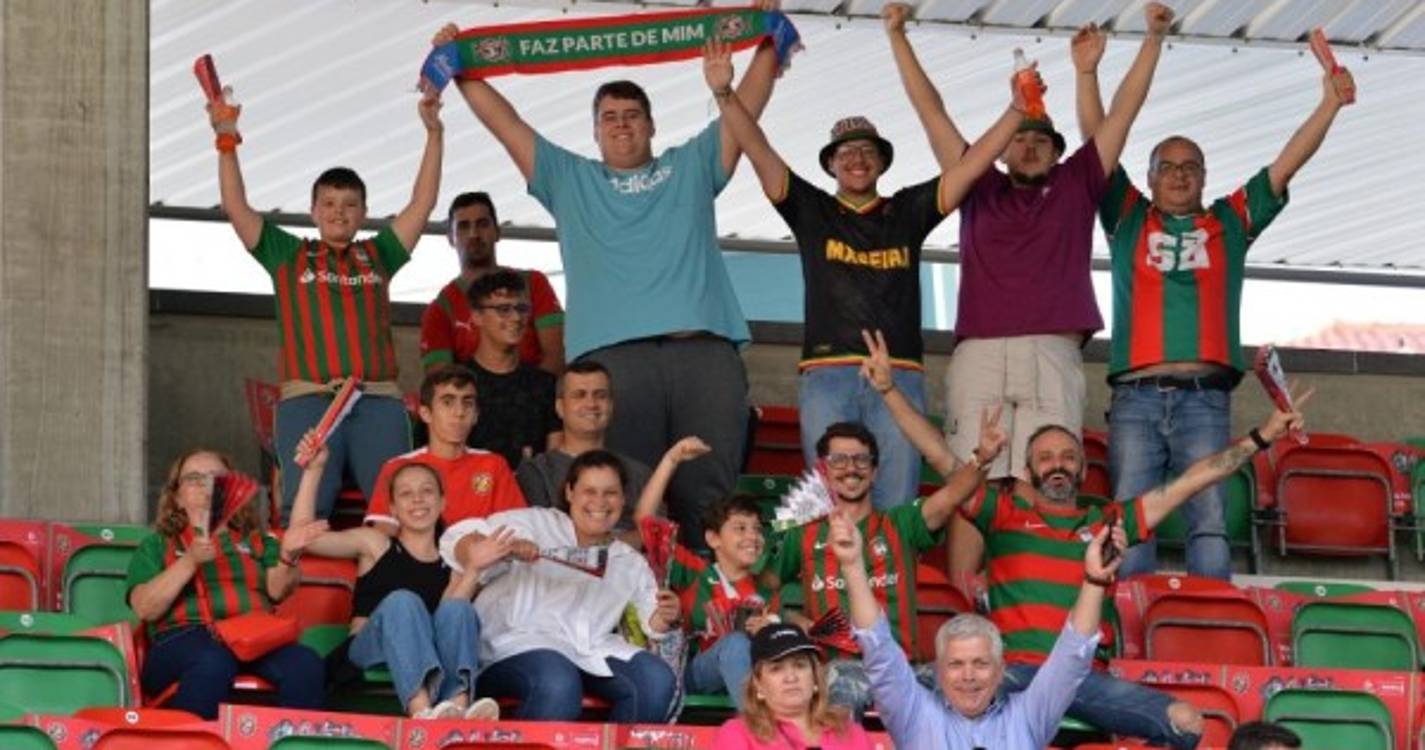 Marítimo-Estrela da Amadora: Veja quem está nos Barreiros (com fotos)