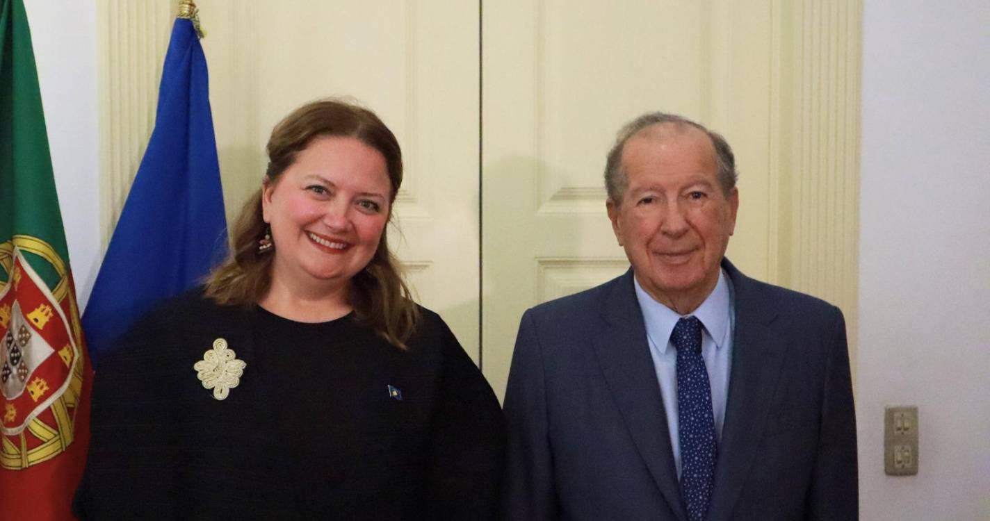 Kosovo e Madeira estreitam relações