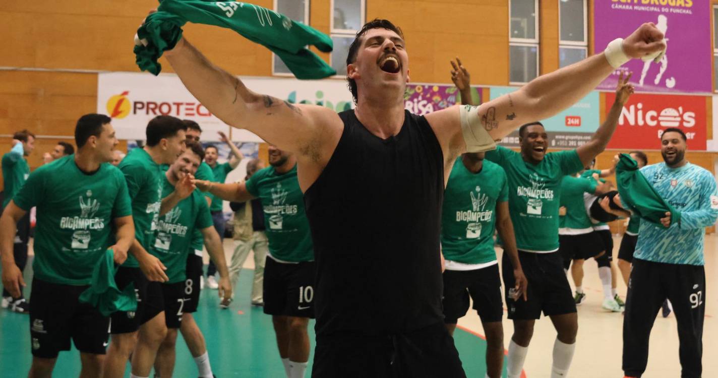 Sporting vence Marítimo e revalida título de campeão nacional de andebol (com fotos)