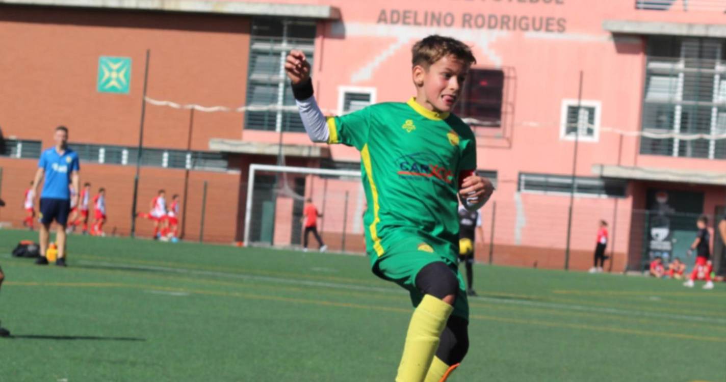 Santiago, de 10 anos, foi a jogo e ofereceu o golo ao falecido pai (com vídeo)