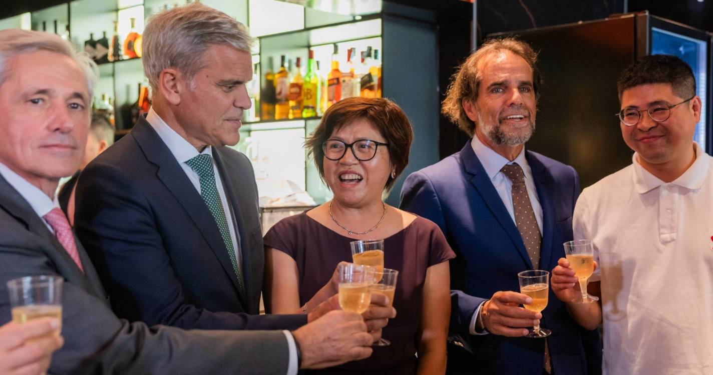 Presidente do Governo admite opiniões “divergentes” sobre a Festa da Flor