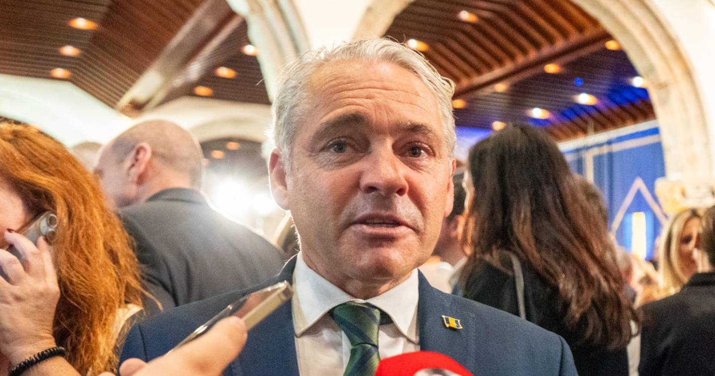 JPP envia proposta a Seguro e Ventura que preconiza “reforço dos poderes autonómicos”