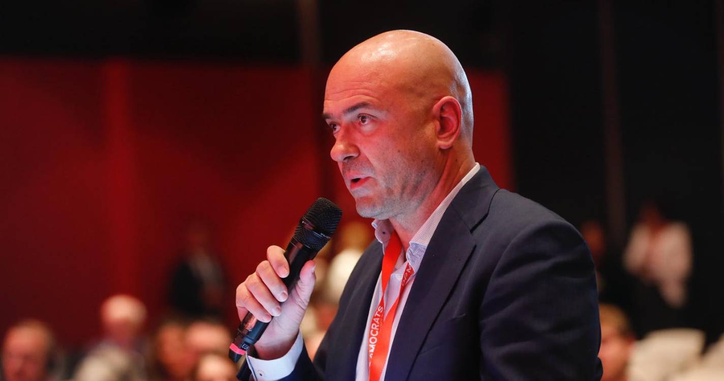 JPP discute problemas da habitação em Bilbau