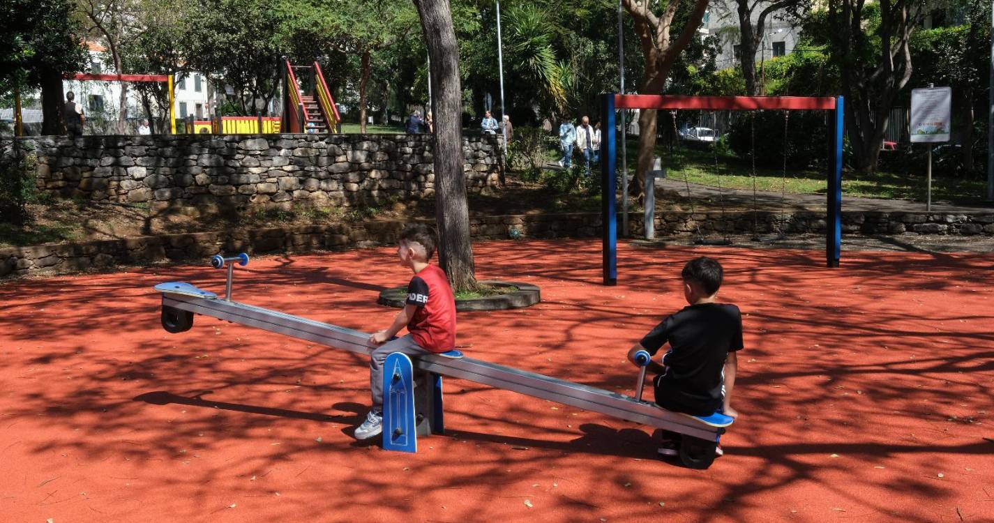 IFCN requalificou piso do parque infantil do Jardim de Santa Luzia