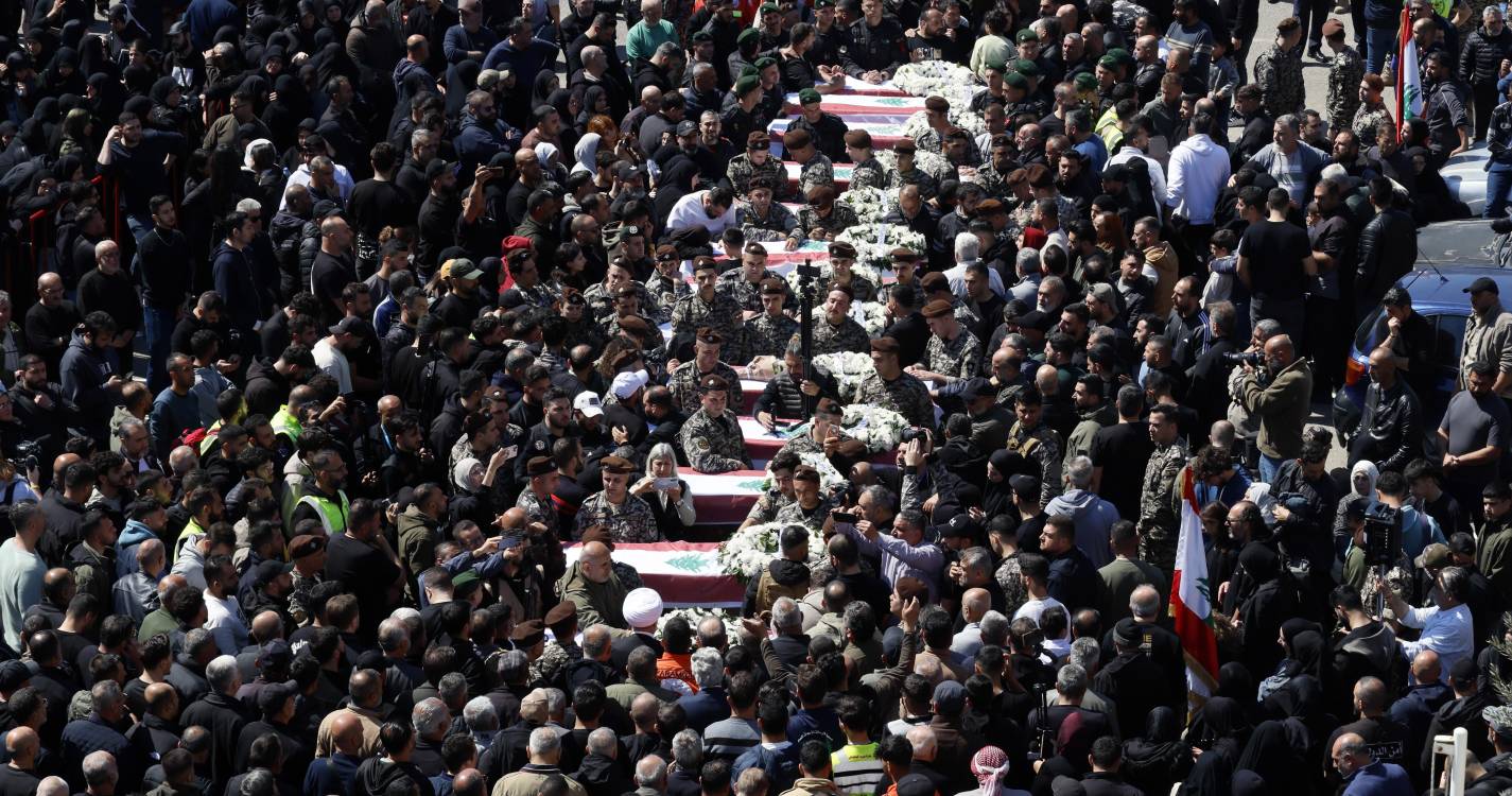 Médio Oriente: Israel diz ter atingido mais de 200 alvos do Hezbollah em 24 horas