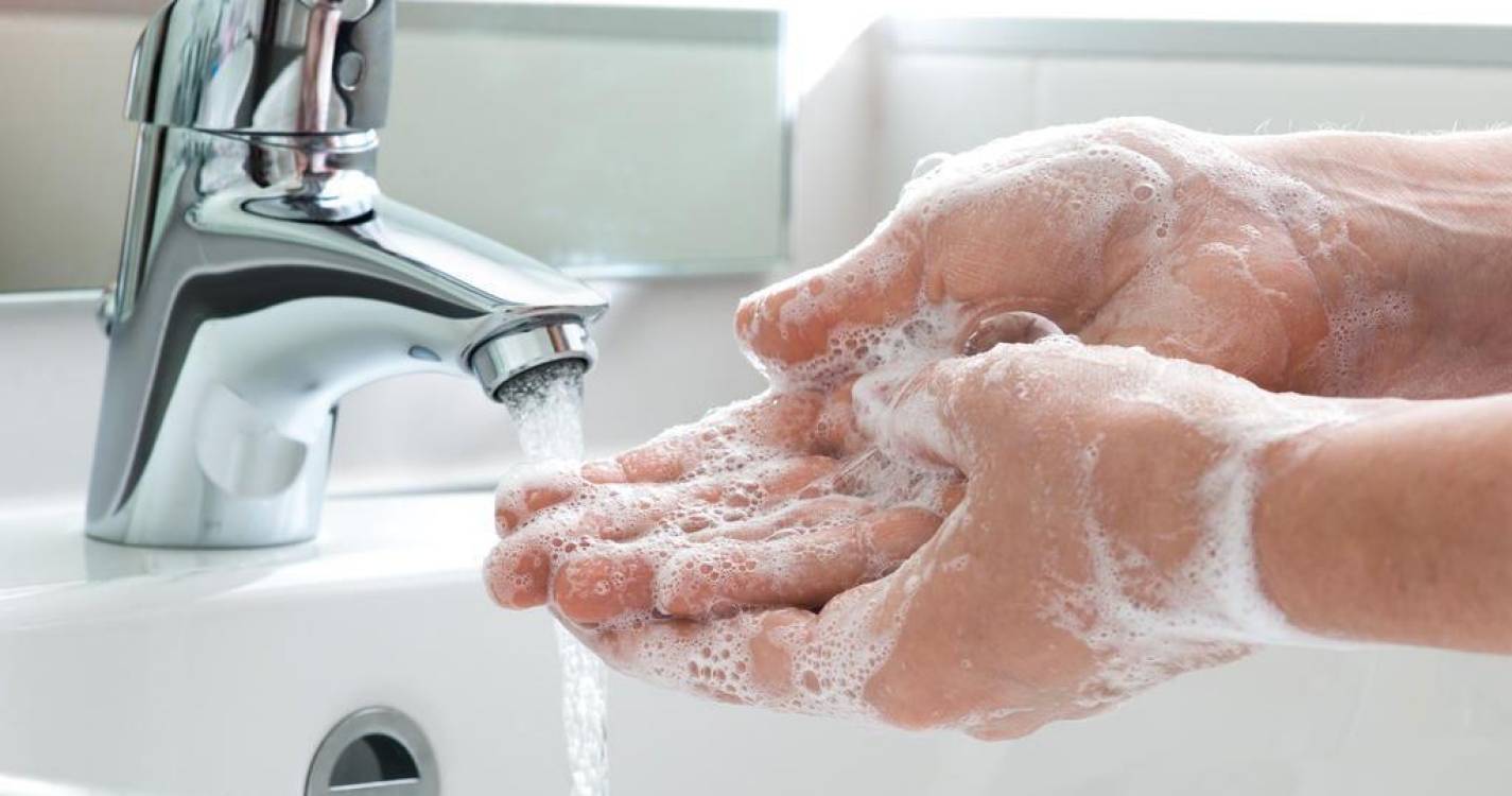 80% dos profissionais de saúde cumpriu regras de higiene das mãos em 2023